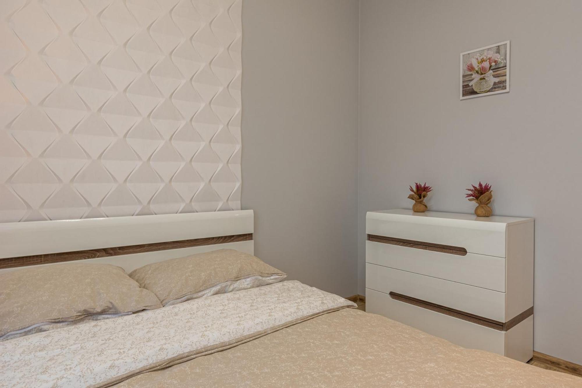 Galeria Rondo Wiatraczna Apartments Warsaw Ngoại thất bức ảnh