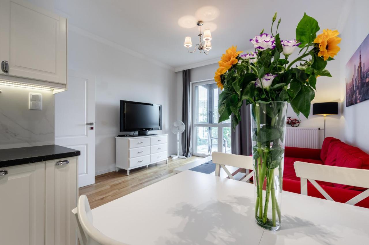 Galeria Rondo Wiatraczna Apartments Warsaw Ngoại thất bức ảnh