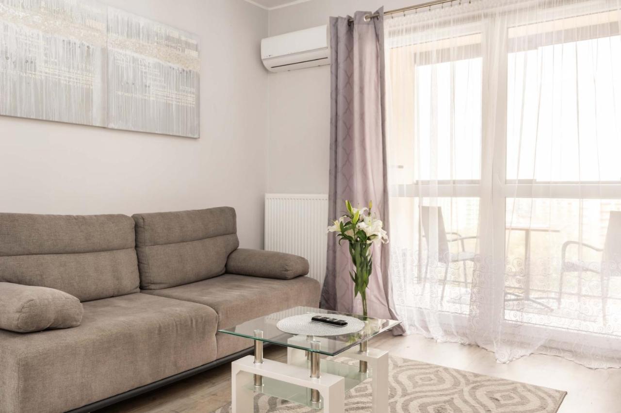 Galeria Rondo Wiatraczna Apartments Warsaw Ngoại thất bức ảnh