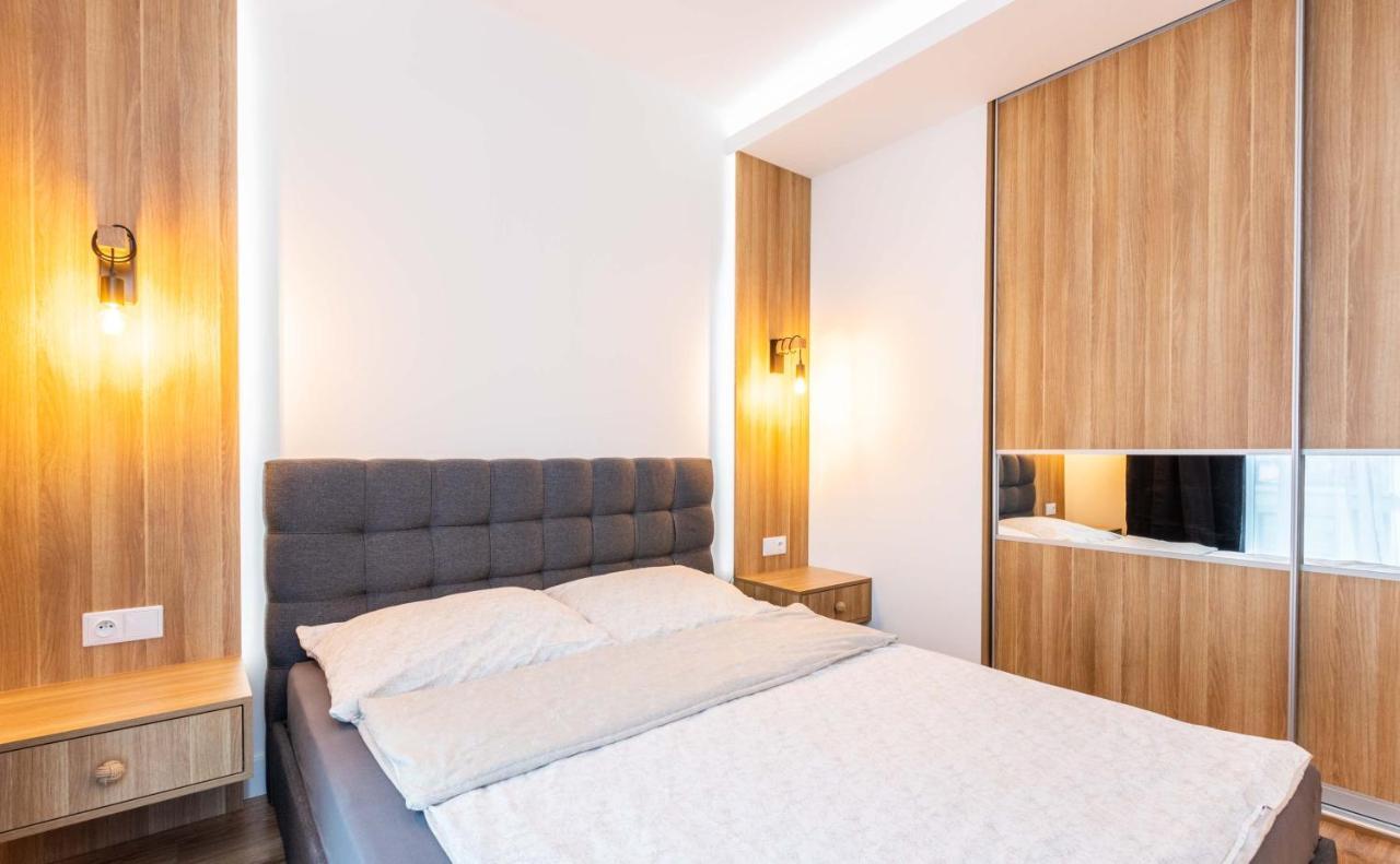 Galeria Rondo Wiatraczna Apartments Warsaw Ngoại thất bức ảnh