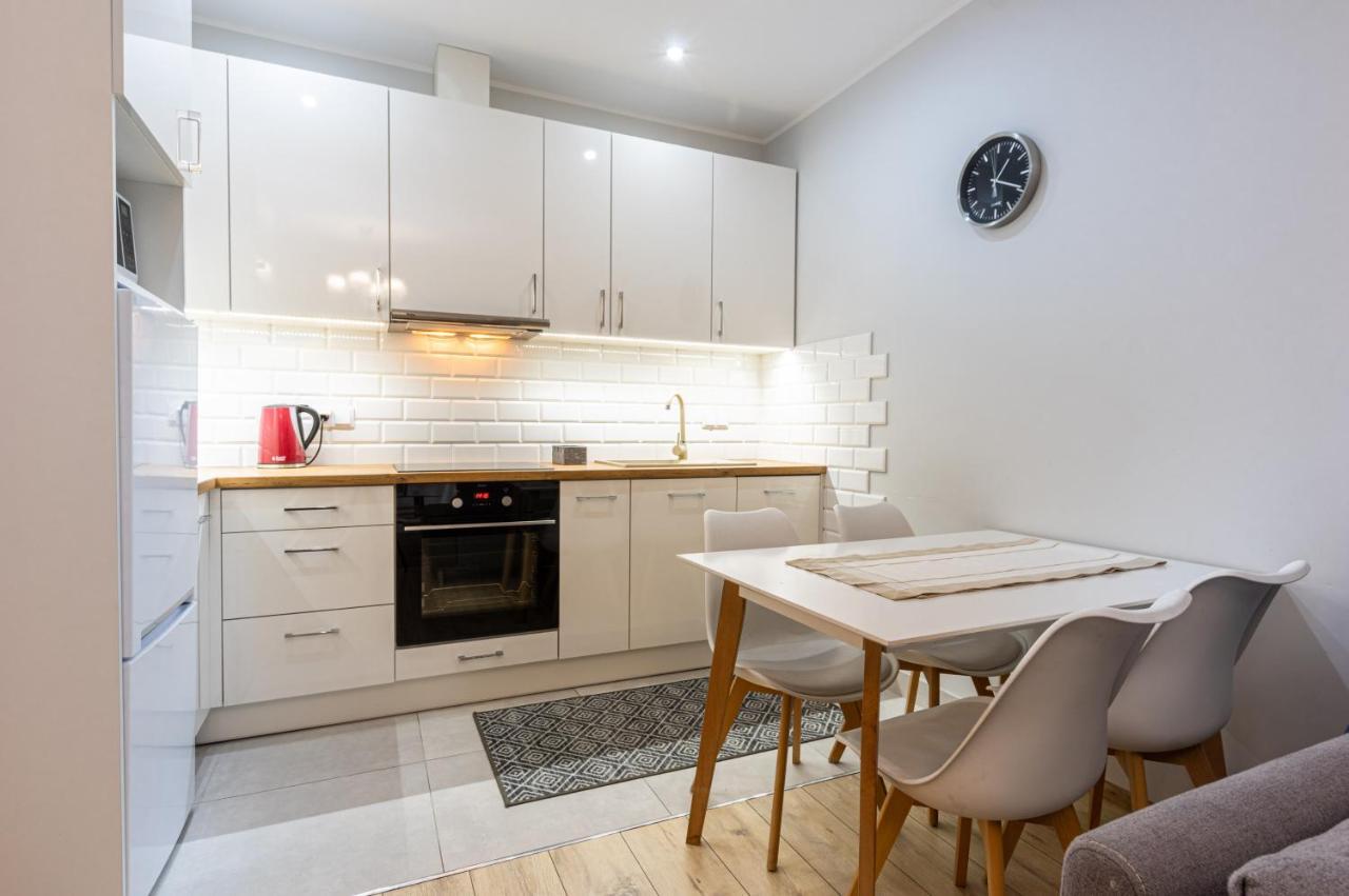 Galeria Rondo Wiatraczna Apartments Warsaw Ngoại thất bức ảnh